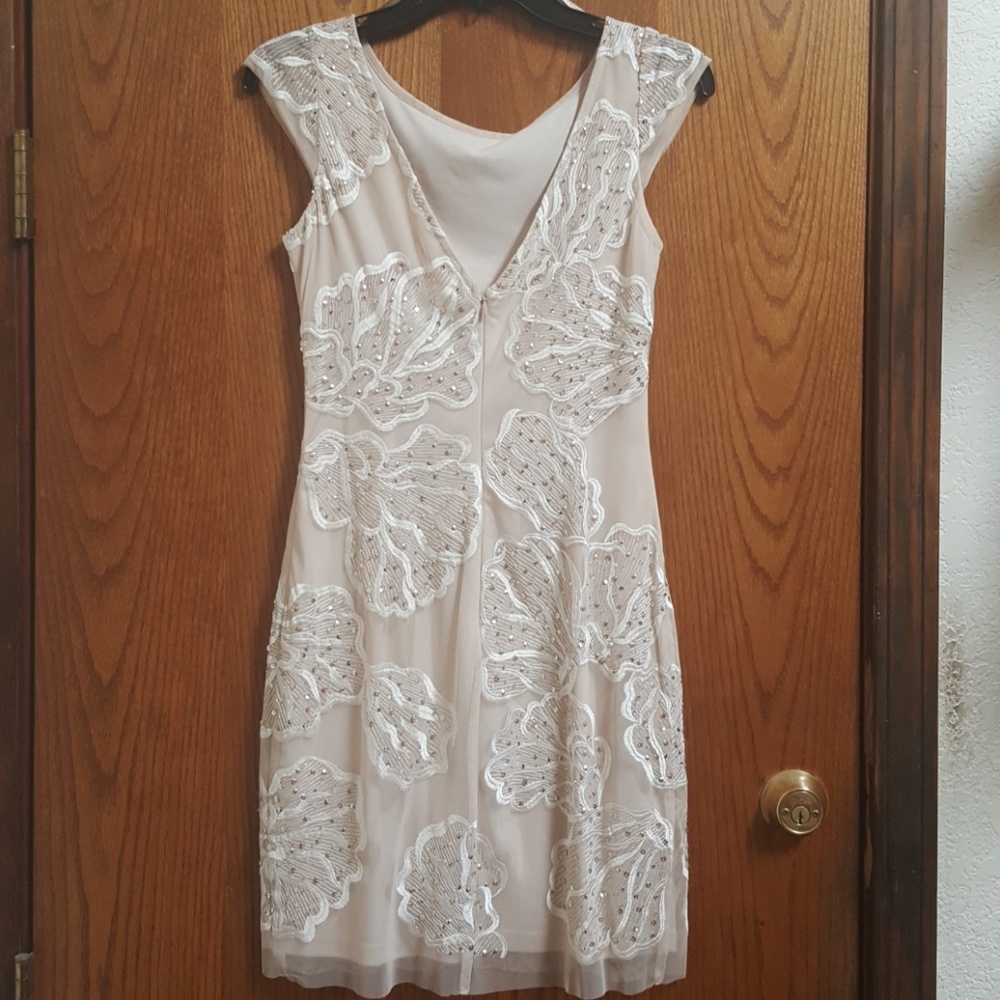 Dress - Picture 2 of 3